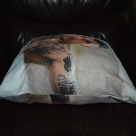 PR HOT SEXY SINGER Rauw Alejandro SHIRTLESS MAN ART 2 VIEW CANVAS PILLOW THROW - Picture 7 of 9